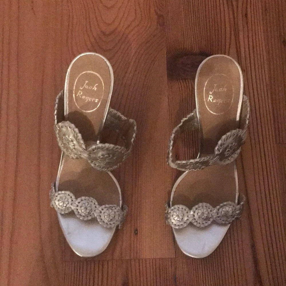 Jack Rogers Luccia wedge - size 8 - platinum